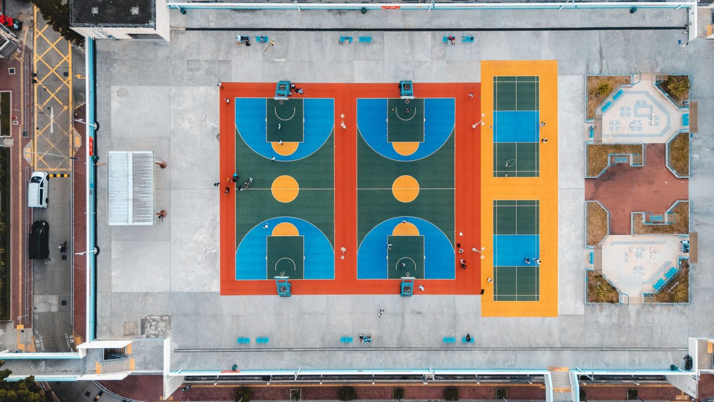 Spor Sahası Yapımı Rehberi: Halı Saha, Basketbol, Tenis ve Çok Amaçlı Saha Nasıl Yapılır?